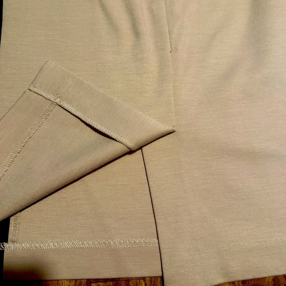 Lord &Taylor vintage two tone black & Tan knit skirt!  8 excellent condition